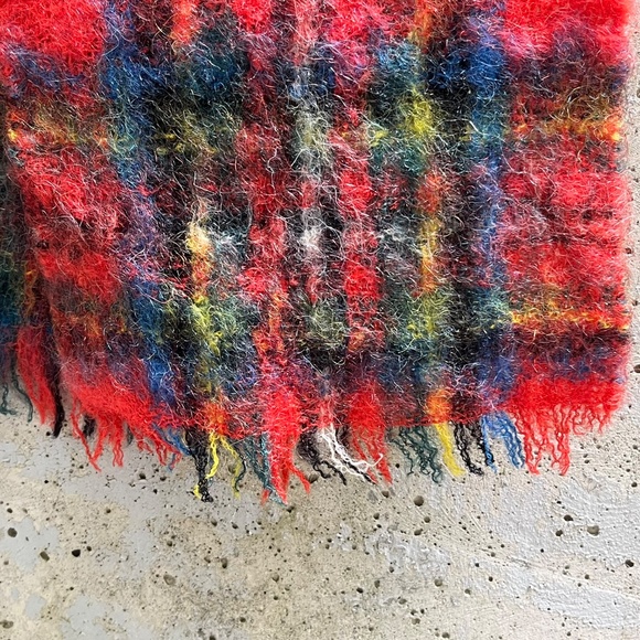 Vintage Tartan Scarf by The Scotch House 100% Mohair / Wool, Classic Plaid - Picture 3 of 6